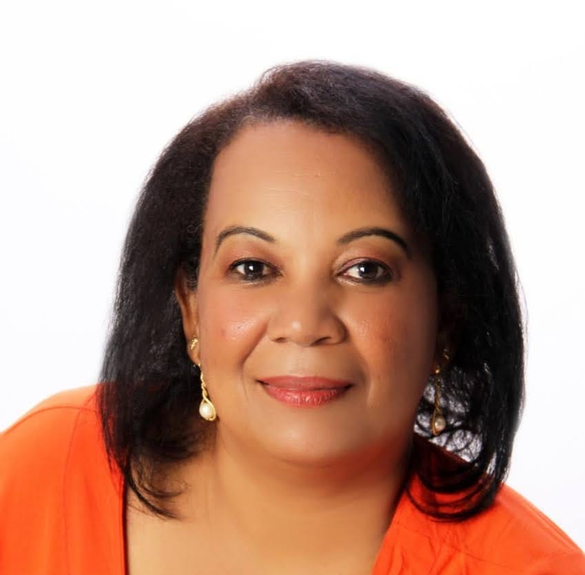 MISS. Rosália Lima